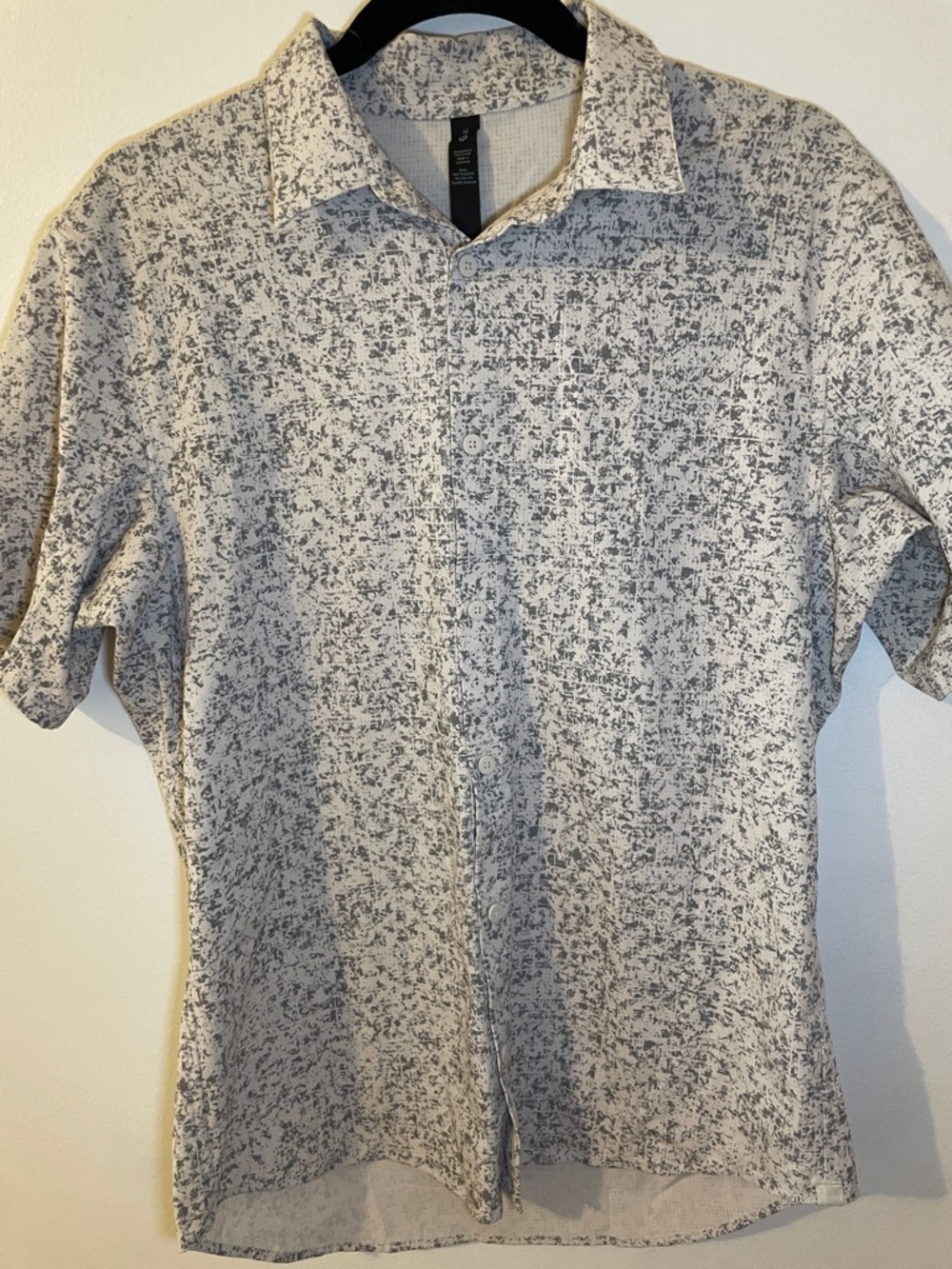 lululemon athletica Short-Sleeve Button-Down Shirt - Light Gray Speckle